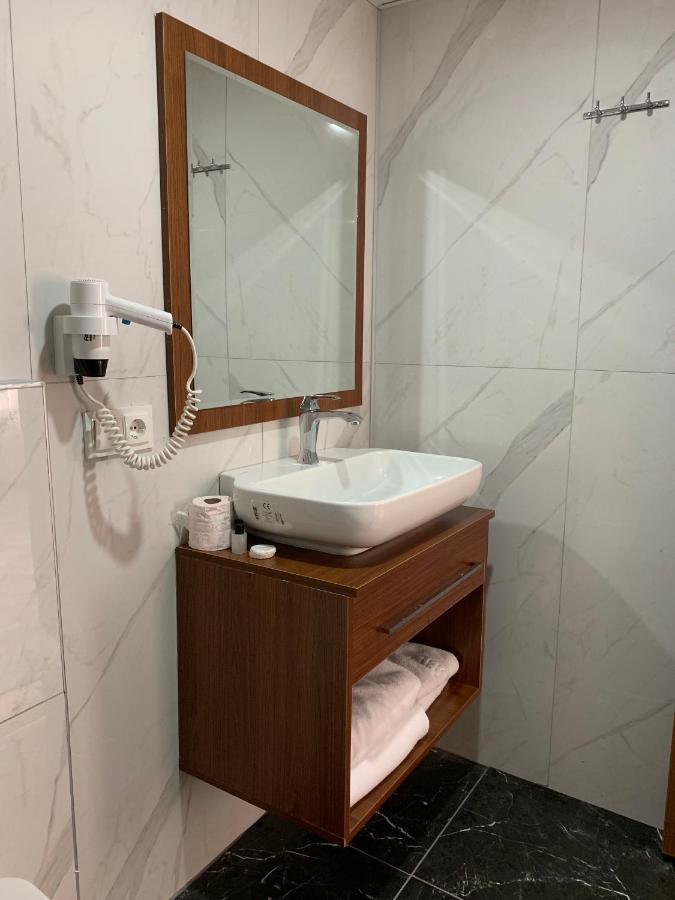 Terzioglu Otel 霍帕 外观 照片